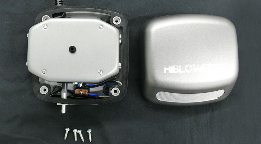 カバーを開ける2